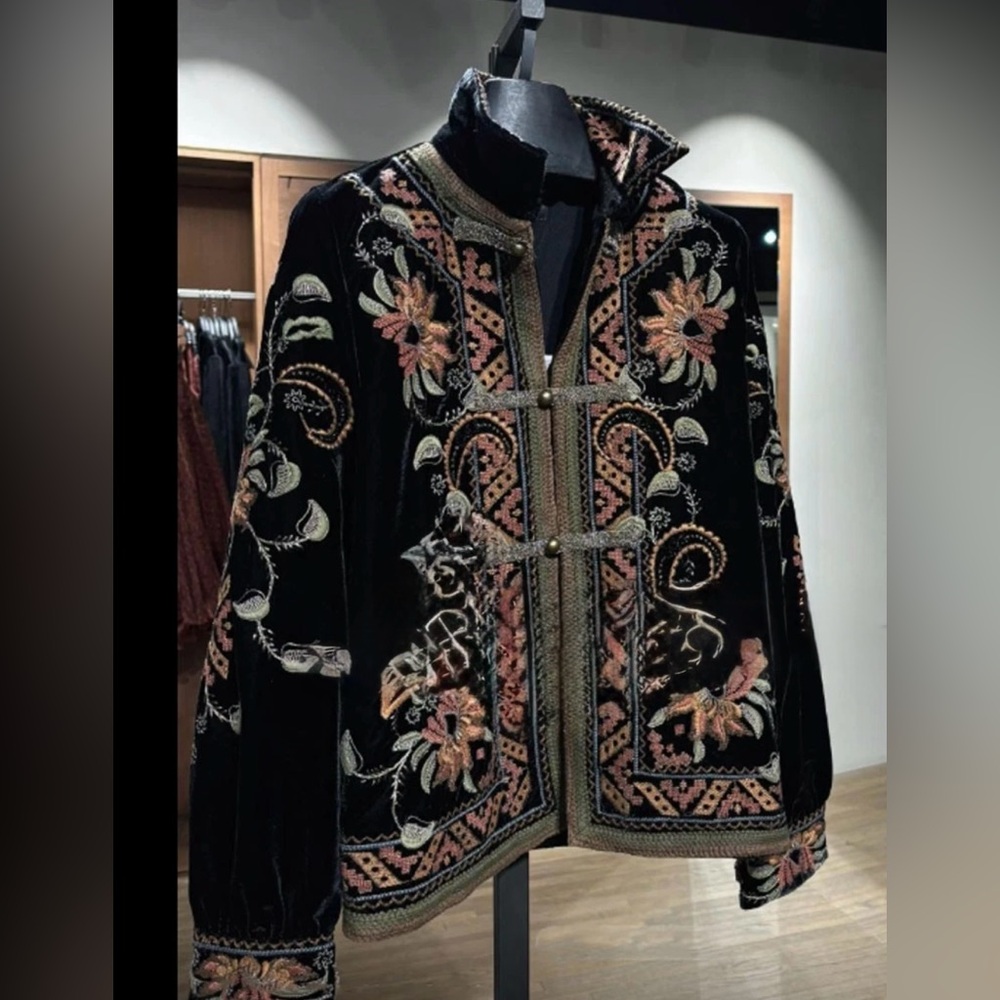 Zara Black Floral Embroidered Bomber Jacket - Picture 2 of 7